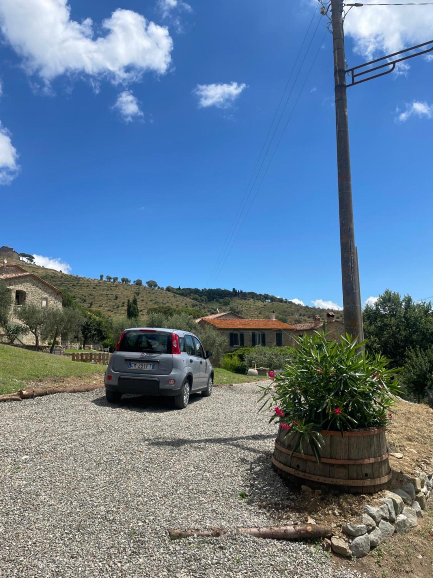 Private Stone Cottage With Starlink & Lake View Tuoro sul Trasimeno Dış mekan fotoğraf